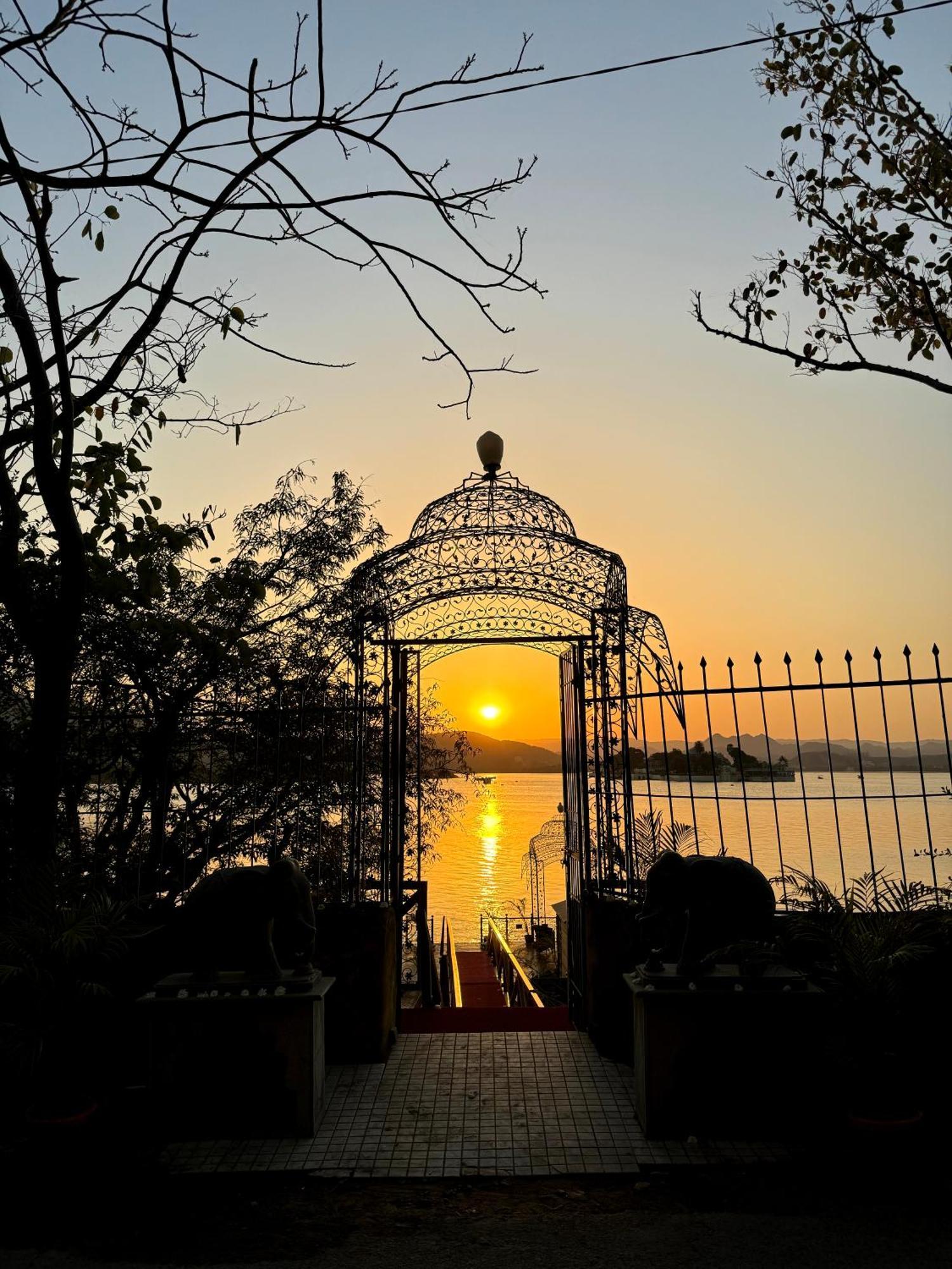 Udai Kothi Hotel Udaipur Exterior foto