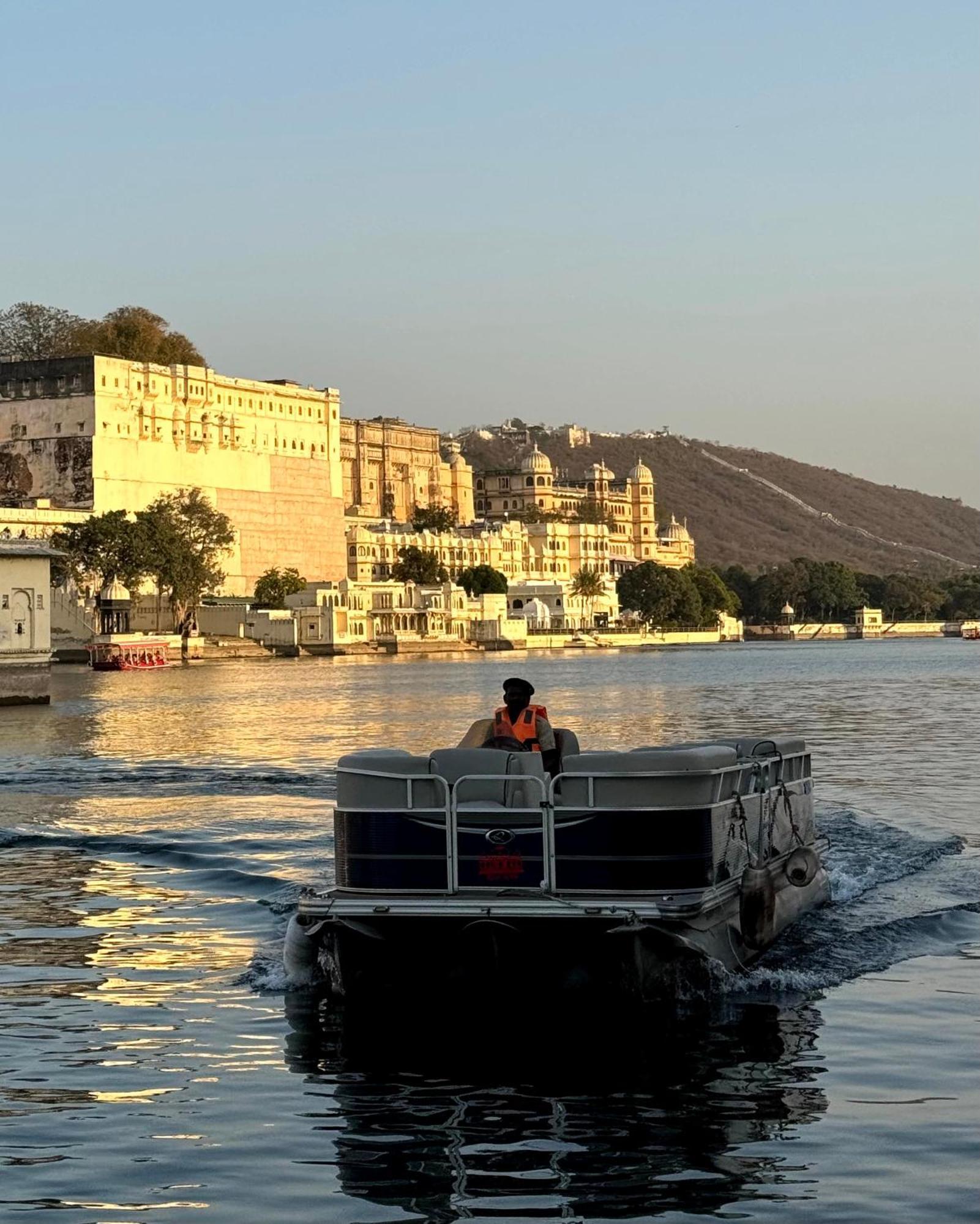 Udai Kothi Hotel Udaipur Exterior foto