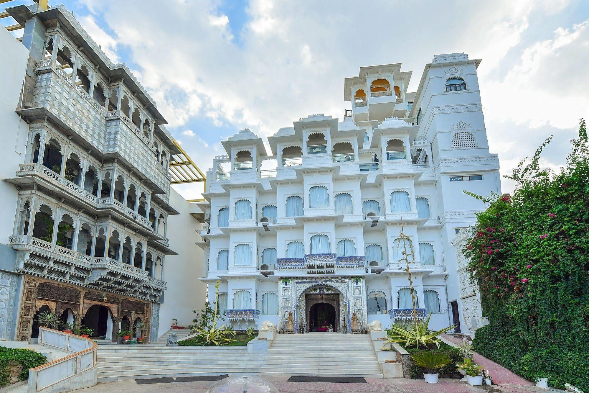 Udai Kothi Hotel Udaipur Exterior foto